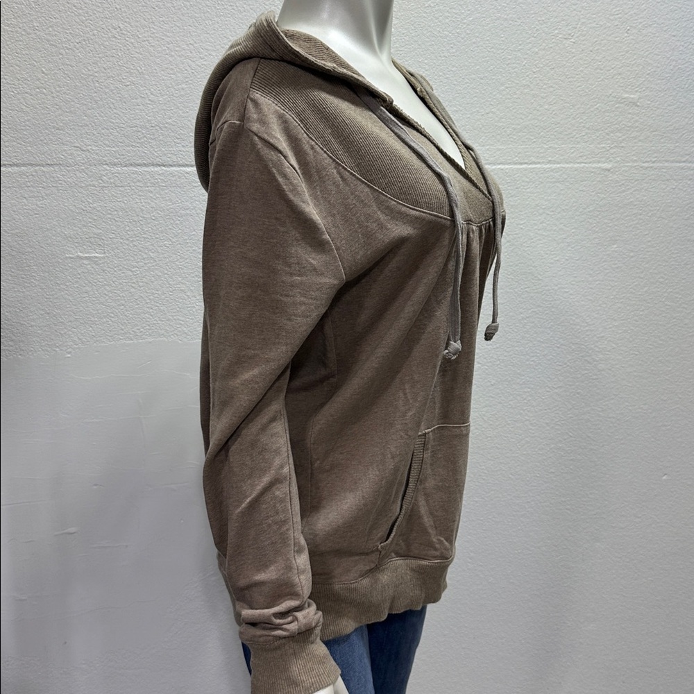 Y2K Old Navy Taupe Hooded V-Neck Pullover Sweatshirt - Picture 5 of 8